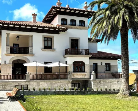 Hotel El Rosal de Cudillero Hotels in Comarca Vaqueira