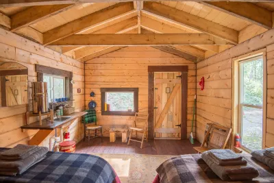 Blackburn Cabins - McCarthy, Alaska Отели в г. 