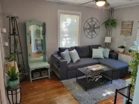 Dog Friendly Home in Rockport- Less Than 1/2 Mile Walk to Beaches & Shops!