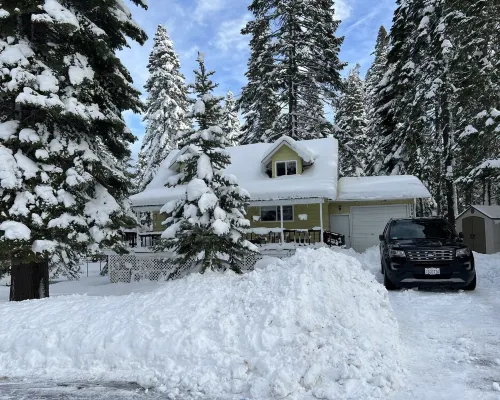 Lake View Cottage in Lake Almanor Country Club! 플러머스 카운티 호텔