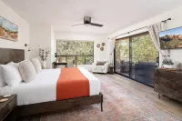 Stunning Pool and Hot Tub Oasis - Luxurious Retreat with Forest Views