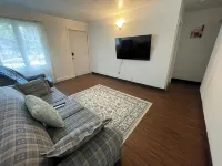 Cozy 1-bedroom +Hide a bed apartment in beautiful Mountain Home with WiFi, AC