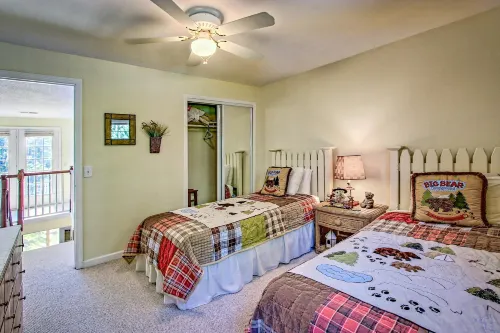 Bearadise Hotels in Gilmer County
