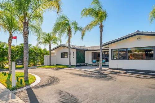 Charming Studio with Modern Amenities - Cozy Retreat