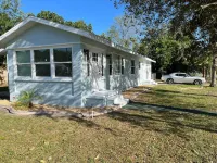 Cozy Oasis with Fenced Yard and Modern Appliances - Charming Getaway Lavender Fields Day Spa 주변 호텔