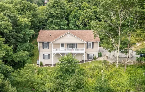 Game Room and Gorgeous Firepit Area - Stunning Mountain Haven