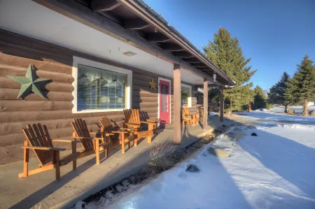 Family Friendly Cabin - Near Downtown Creede - Shu