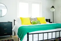 Modern Amenities and Relaxing Ambiance - Charming Getaway