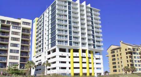 Panoramic Ocean Views and Resort Amenities - Stunning Coastal Retreat