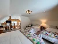 Lakefront Log Cabin with Incredible Views - Tranquil Retreat Hotel di Fryeburg