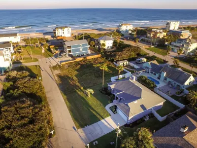 St. Augustine S.F.H. Beach House Rental- 1 Block to the Beach!