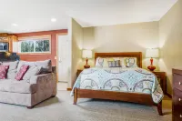 Cabana #11 Hotels in Chelan
