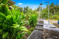 Wrap-Around Lanai with Ocean and Garden Views - Charming Coastal Retreat 킬레이크쿠아 만 주변 호텔
