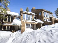 Spacious Indoor Hot Tub and Cozy Living Area - Inviting Townhome Escape