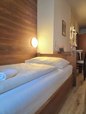 Pension "Zum Goldenen Kreuz" - 2-Star