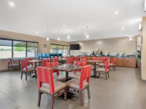 牛津 I-20 公路 188 號出口舒適全套房酒店 牛津酒店