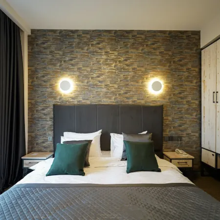 Dynasty Hotel & SPA