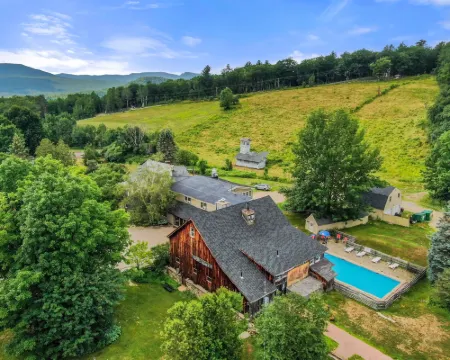 傑克遜惠特尼旅館 杰克遜酒店