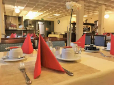 塞納圖酒店 比勒費爾德酒店