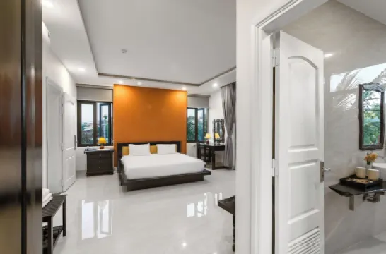 Vooc Signature Hotel Hoi An Hotels near Cantonese Assembly Hall