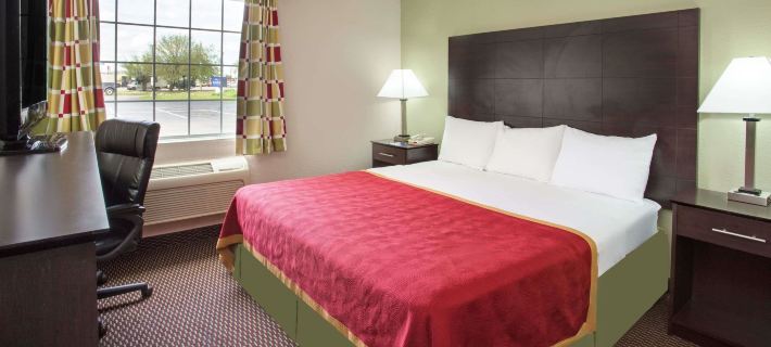 Baymont by Wyndham Beloit Hotels in Rock County