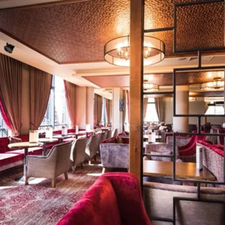 City Hotel Derry Отели рядом с достопримечательностью «Гилдхолл»