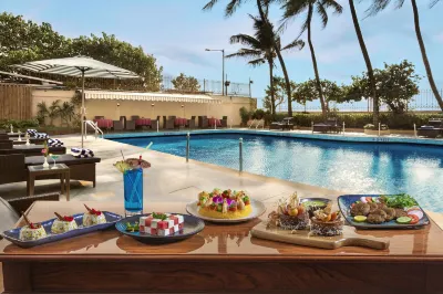 Ramada Plaza by Wyndham Palm Grove Отели в г. Мумбаи