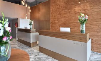 Flower Town Hotel & Spa
