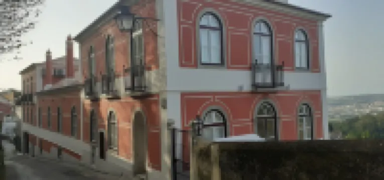 貝拉維斯塔別墅 鄰近摩爾人城堡的酒店