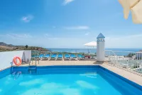 Apartamentos Playamaro Hotels in Maro