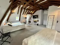 Le Clos du Roc Hotels in Vouvray