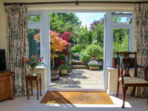 London Road Guest Accommodation Hotels in Chippenham