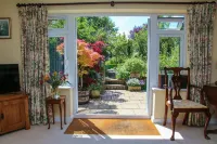 London Road Guest Accommodation Hotels in Chippenham