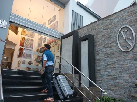 Hotel Vila Santa Отели рядом с достопримечательностью «Университет Лима»