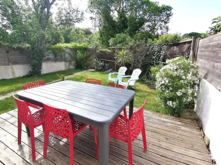 Pretty house on the Rhuys Peninsula Отели рядом с достопримечательностью «Gulf of Morbihan»