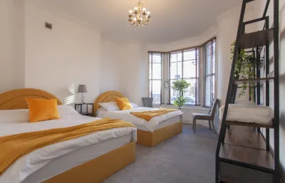 3 Bed House Camberwell with Private Garden Hôtels à : Londres