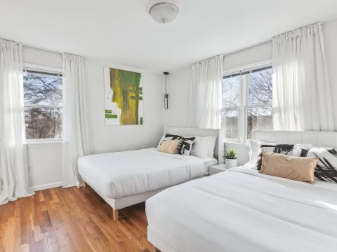 Luxury NY Home with Free Parking