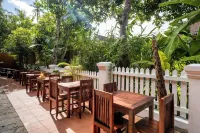 Villa Khoum Xieng Thong Boutique Hotels in der Nähe von Wat sibounheuang