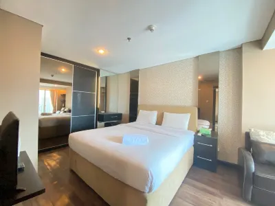 Deluxe & Well Appointed 2Br at El Royale Apartment Hotels in Sumur Bandung