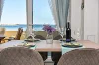 Beachfront Sun Garden Villas Hotels in Privlaka