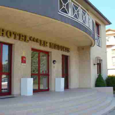 Hôtel Le Médicis Hotel Exterior