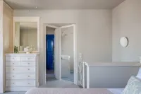 Absolute Perdika Aegina Hotels in Aegina