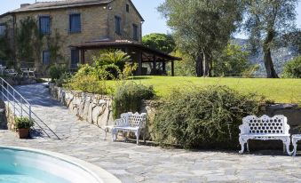 Villa San Massimo with Pool by Wonderful Italy