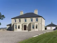 West Longridge Manor B&B Отели в г. 