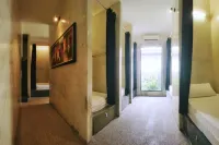 Beds in Garden Hostel Sdn Bhd