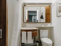 كلوب كوارترز هوتل، جراند سنترال Hotels near مسرح غيرشوين