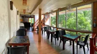 Dhamana Beach Hotel a Mahibadhoo