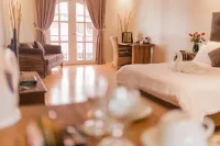 Kingsleys Hotel and Gastro Pub فنادق في مابالاكات