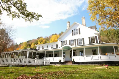 The Stowe Village Inn Hotels in 