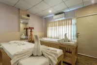 Hotel Sarathi - Kylpylä